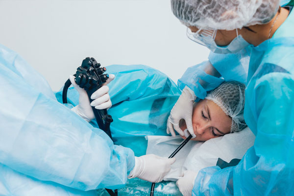 Médicos Especialistas - Gastroenterología